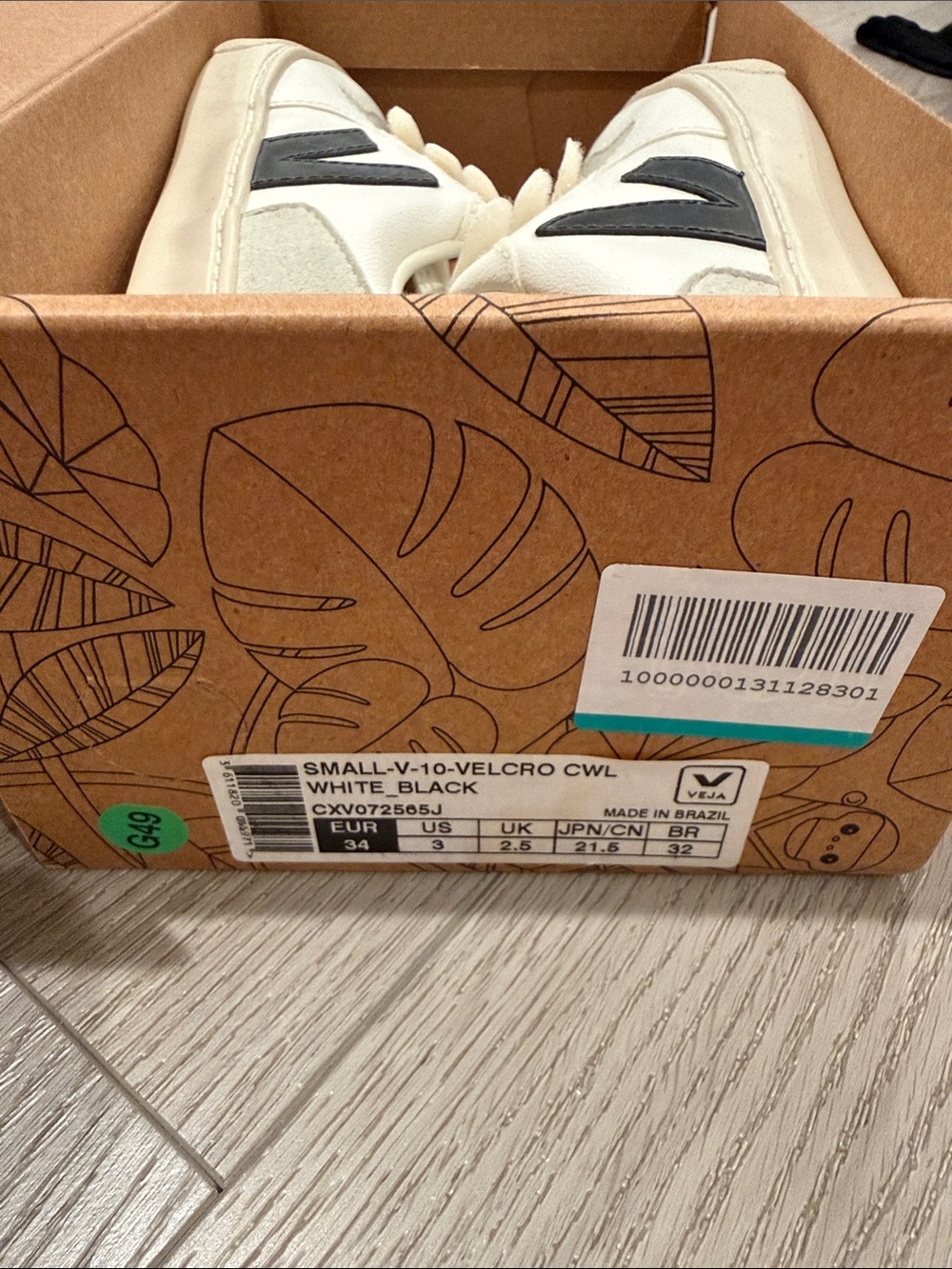 Veja Kids V-10 Velcro Sneakers in White and Black